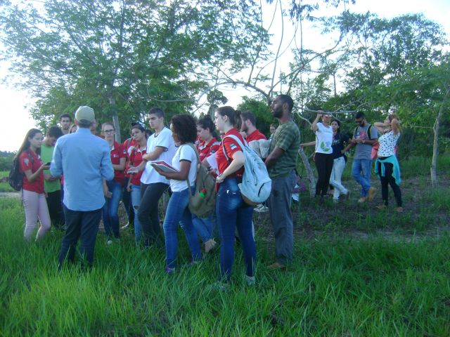 Alunos do Campus Santa Teresa visitam Projeto Biomas Mata Atlântica